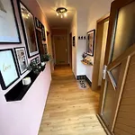 Wilkipartment Bis 4 Pers - Hund - Netflix - Wlan - Wintergarten - Coffeebar - Parkplatz 费尔