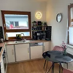 公寓 Wilkipartment Bis 4 Pers - Hund - Netflix - Wlan - Wintergarten - Coffeebar - Parkplatz 费尔