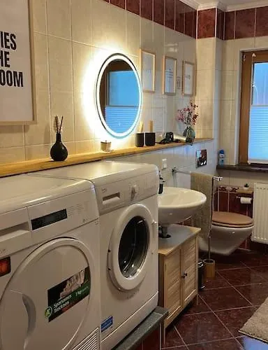 Cozy Wilkipartment Bis 4 Pers - Hund - Netflix - Wlan - Wintergarten - Coffeebar - Popcorn Apartment *