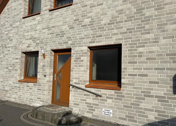 Wilkipartment Bis 4 Pers - Hund - Netflix - Wlan - Wintergarten - Coffeebar - Parkplatz Lägenhet